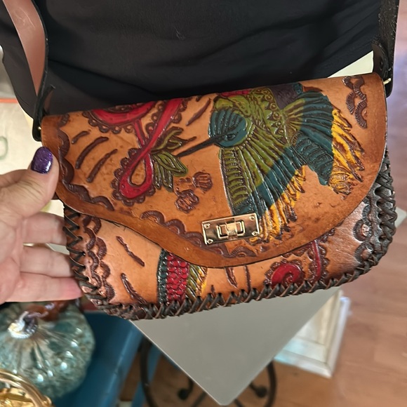 Vintage Hand-Tooled Leather Crossbody Bag w Hummingbird & Musical Note - Picture 3 of 9
